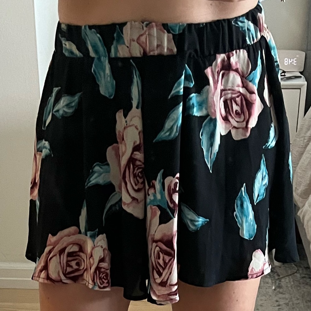 Show Me Your Mumu Carlos Swing Shorts